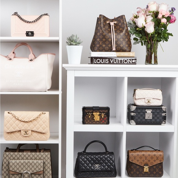 ๐ ginabobeenna is live ๐ - Picture 3 of 5